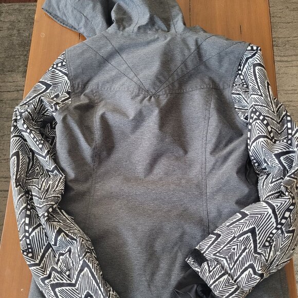 ROXY Women's CEDER Snow Jacket - Picture 2 of 6